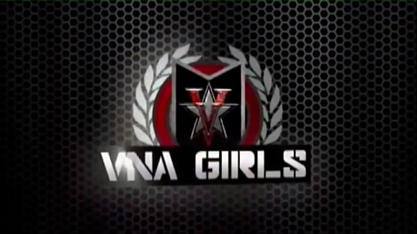 3some Action! Jovan Jordan Bangs Sara Jay As She Licks Maxine’s Pussy!