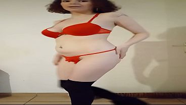 Strip-tease fellation avec gode